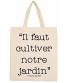 Nouvelles Images "Il Faut Cultiver Notre Jardin Voltaire Retrospect Tote Bag